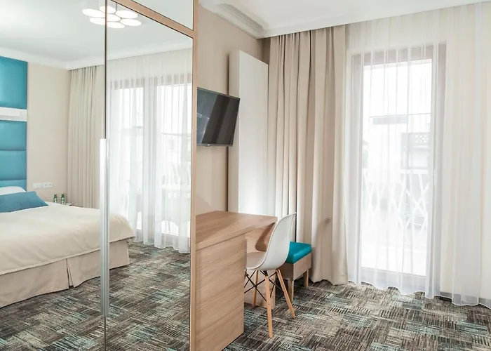 Marlena Centrum-kawa,herbata I Soki Dostepne Cala Dobe W Cenie Pokoju Couette-café 4*