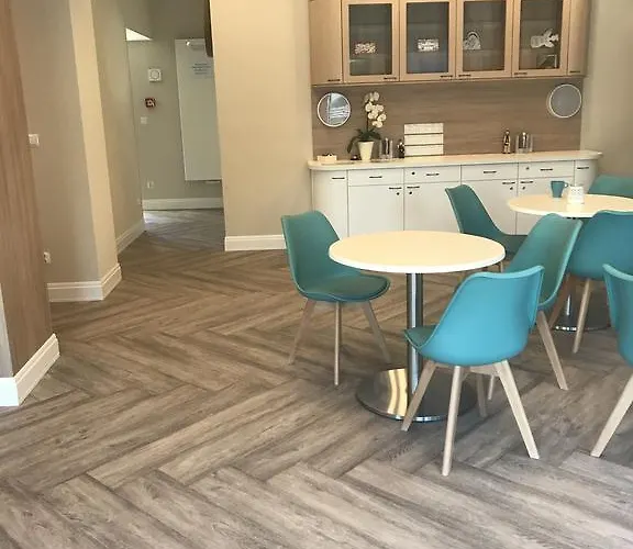 Marlena Centrum-kawa,herbata I Soki Dostepne Cala Dobe W Cenie Pokoju Couette-café