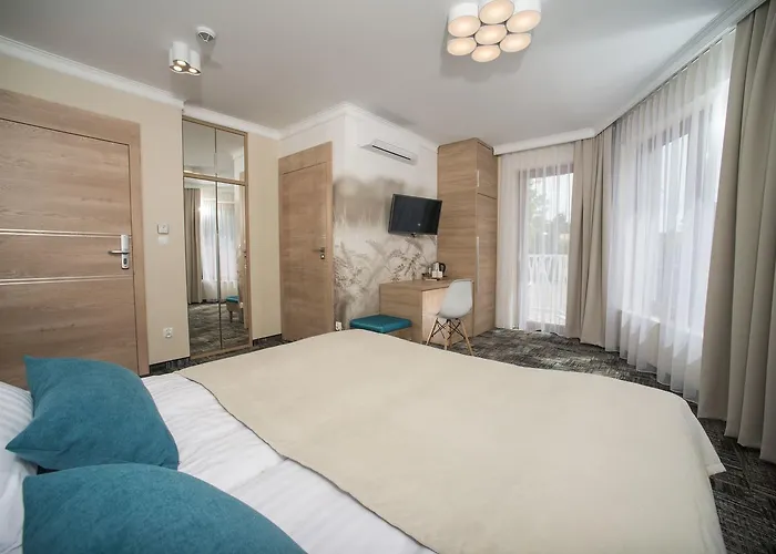 ベッド・アンド・ブレックファスト Marlena Centrum-kawa,herbata I Soki Dostepne Cala Dobe W Cenie Pokoju ウストロニエ・モルスキエ